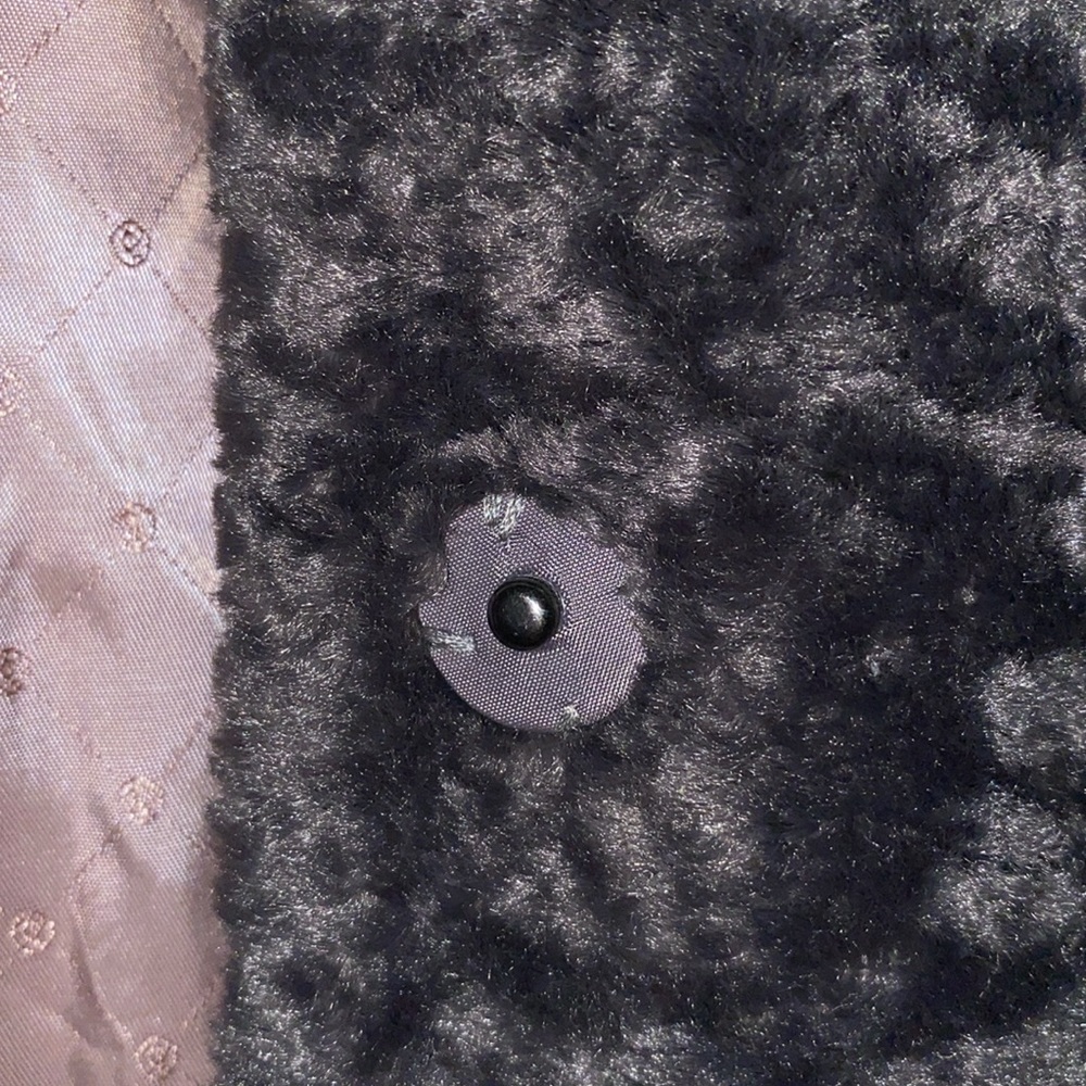 Women’s Jacket - Picture 9 of 10